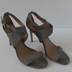 Charles David Silver High Heel Metallic Sandals w/ Gold Undertones • Size 10 🔴